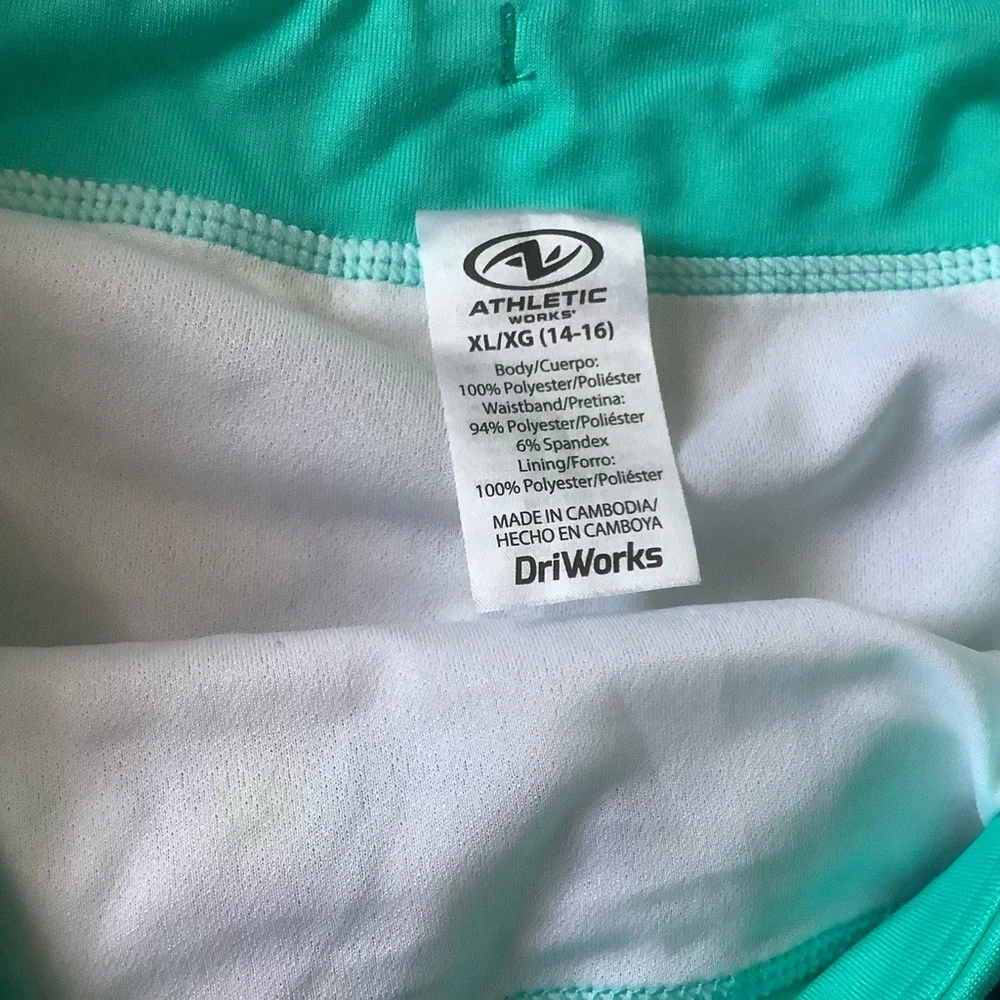 Athletic works girls lined athletic running shorts size XL (14-16) green blue